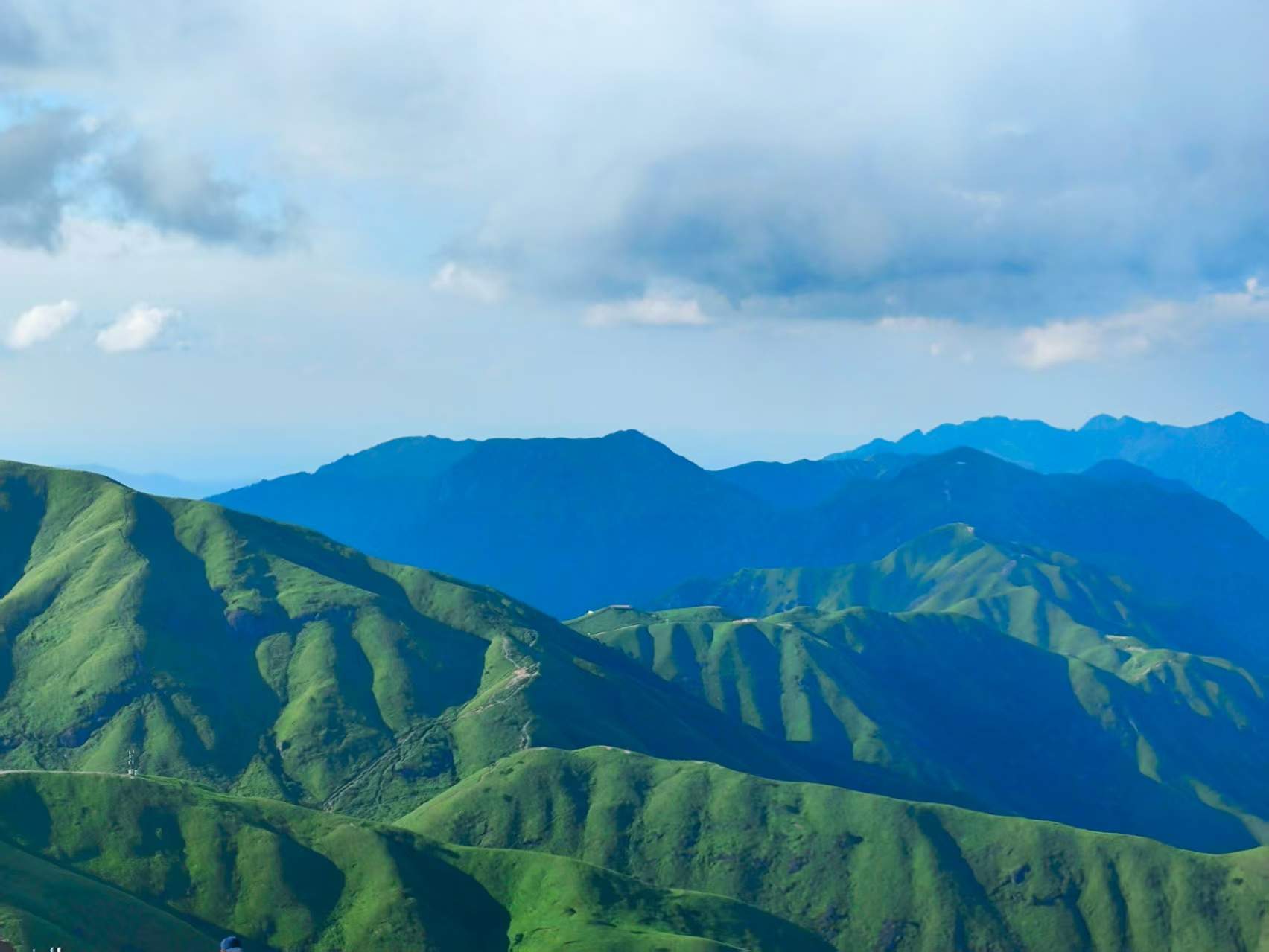 Copyright © 2025 暴雨