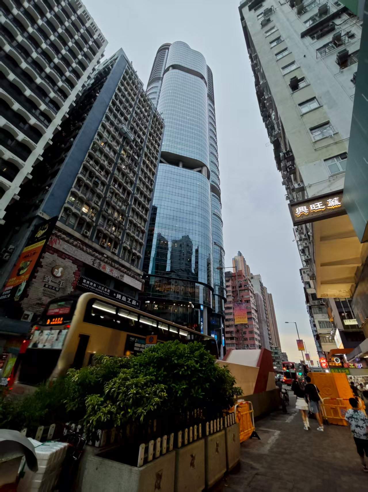 Copyright © 2025 暴雨